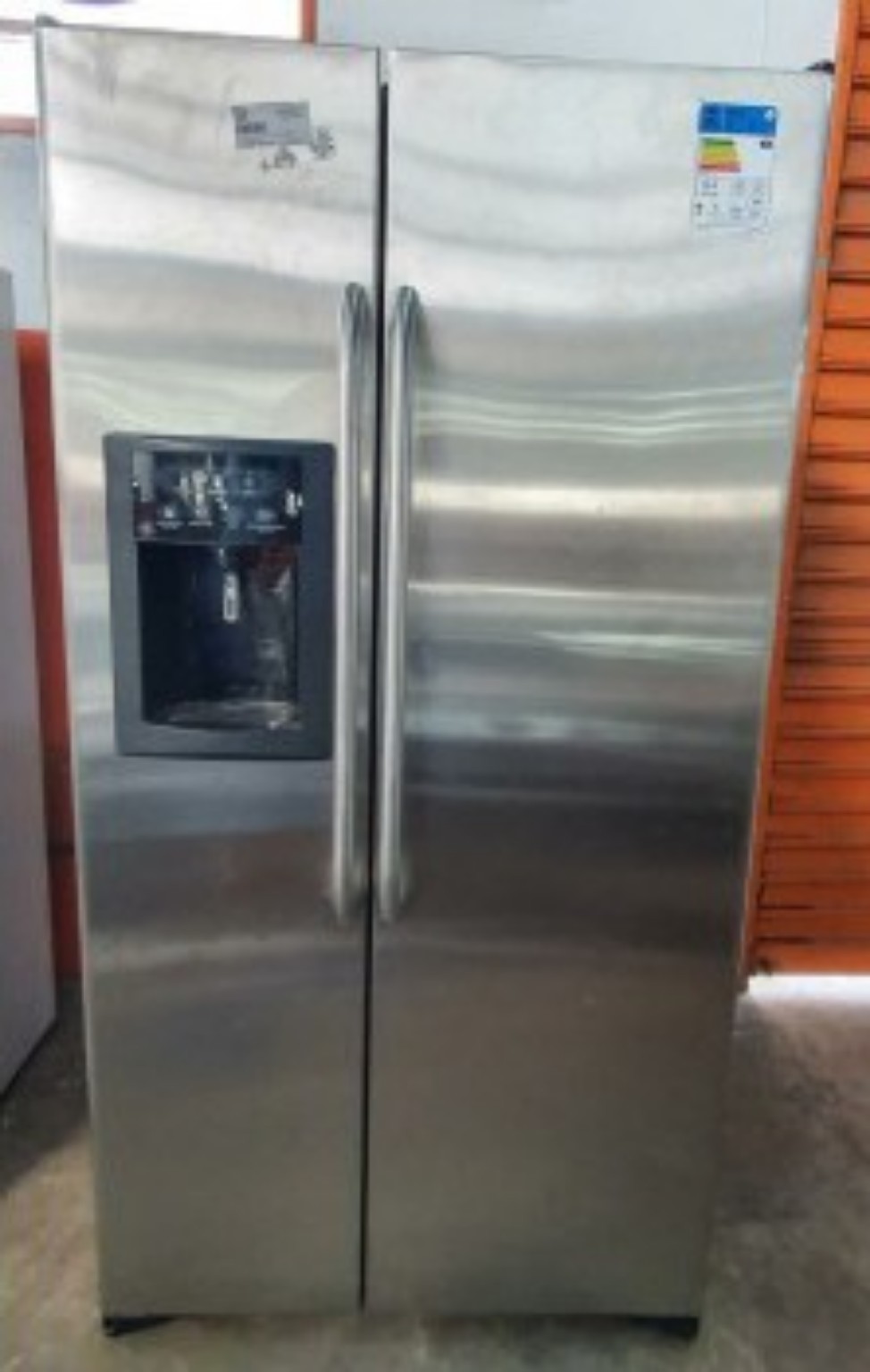 Lote 122 — Geladeira Side by Side
