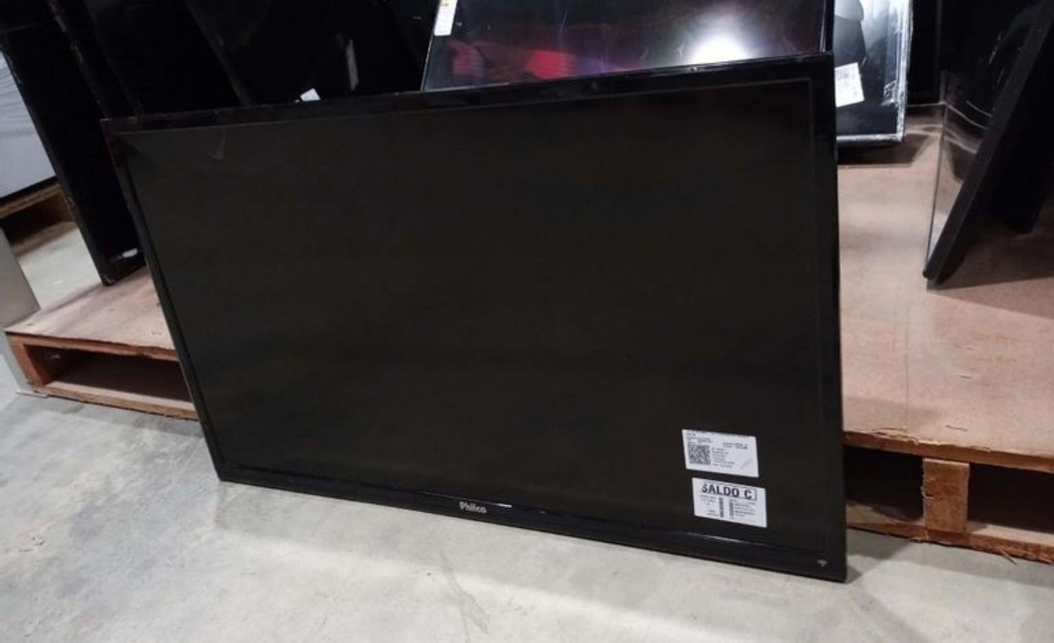 Lote 120 — Smart TV Philco
